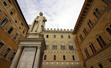 Perché le azioni MPS scattano in cima a Piazza Affari. Non è finita qui? Le previsioni sugli utili e il best scenario