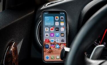 Dal pianoforte allo smartphone: come le innovazioni trasformano le società