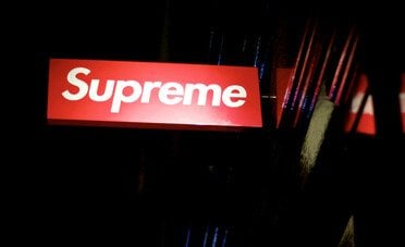 Quella volta in cui un imprenditore pugliese fregò (quasi legalmente) Supreme