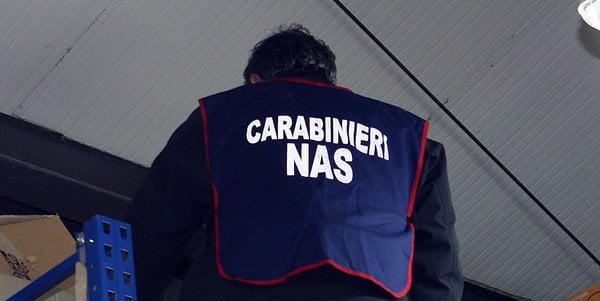 Azienda bolognese sotto sequestro dei Nas. Trovati 674 kg di prodotti a rischio botulino