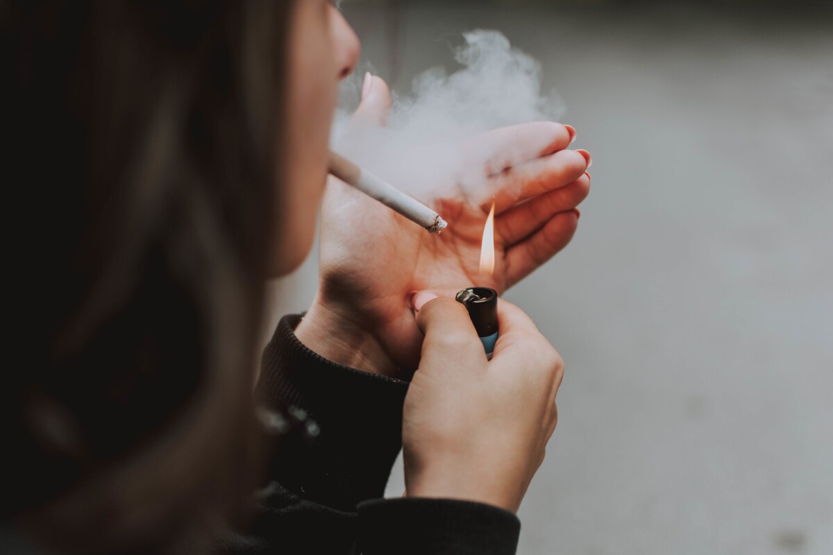Nuovo aumento delle sigarette in Francia: con le Marlboro a 10 euro si  prevedono 'assalti' ai tabacchini italiani al confine 
