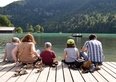 Questo lago con 2 Bandiere Blu ha un'acqua cristallina ed è a 1 ora da Milano