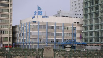 Petrolio: OPEC taglia outlook domanda 2024-2025. Ennesimo downgrade, colpa della Cina