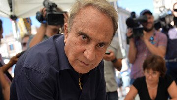 Quanto guadagna Emilio Fede? Pensione e patrimonio dell'ex giornalista