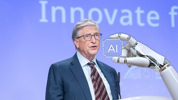 Bill Gates: «Tra 10 anni, l'intelligenza artificiale renderà gli esseri umani superflui»