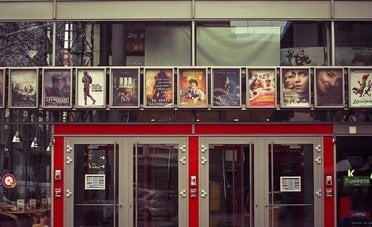 Si può mangiare al cinema e portare cibo da fuori?