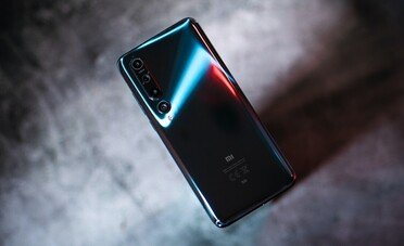 Fai attenzione se quel piccolo punto colorato si illumina in un angolo dello schermo del tuo telefono