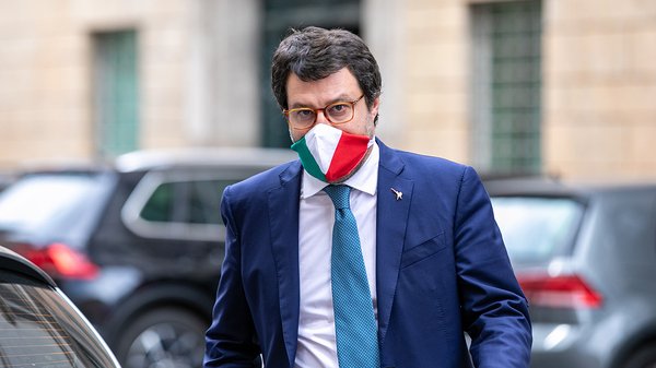 Salvini Non Andrà A Processo Per Il Caso Open Arms: La Giunta In Senato ...