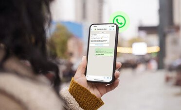Come cambiare colore di chat e messaggi WhatsApp