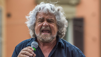Beppe Grillo boccia il MES: “Inutile, meglio patrimoniale e far pagare Imu e Ici alla Chiesa”
