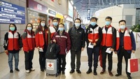 Coronavirus, atterrato in Italia il team di medici esperto nella lotta all'epidemia