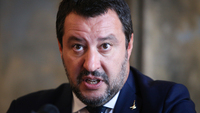 Salvini e le bugie sulla sanatoria migranti (uguale a quella di Maroni)