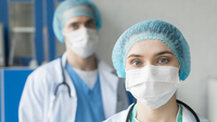 Chi ha perso il lavoro può diventare infermiere: lo Stato offre corsi gratuiti e retribuiti 