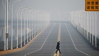 Lockdown per mezzo milione di persone in Cina: focolaio di COVID-19 a un passo da Pechino