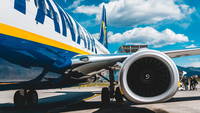 Ryanair voli a rischio: viola le norme anti-covid. La denuncia dell'ENAC