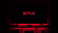 Netflix aumenta i prezzi, titolo sale