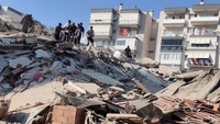 Terremoto fra Grecia e Turchia, solidarietà fra Mitsotakis e Erdogan
