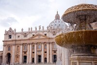 Coronavirus: chiese riaprono a Roma, ma a certe condizioni