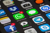 WhatsApp, Instagram e Facebook down: problemi oggi 20 ottobre, cosa succede? 