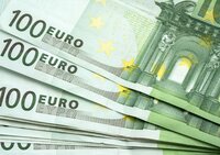 Assegno unico per i figli da 800 euro e senza ISEE? La proposta