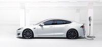 Tesla riduce i prezzi di Model S