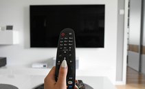 Quanto consuma il televisore acceso e in stand by