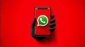 WhatsApp, disattiva questa funzione per evitare le truffe