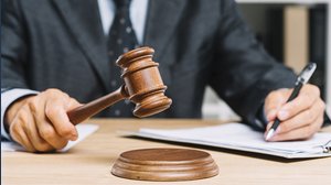 Se il figlio perde il lavoro i genitori devono mantenerlo?